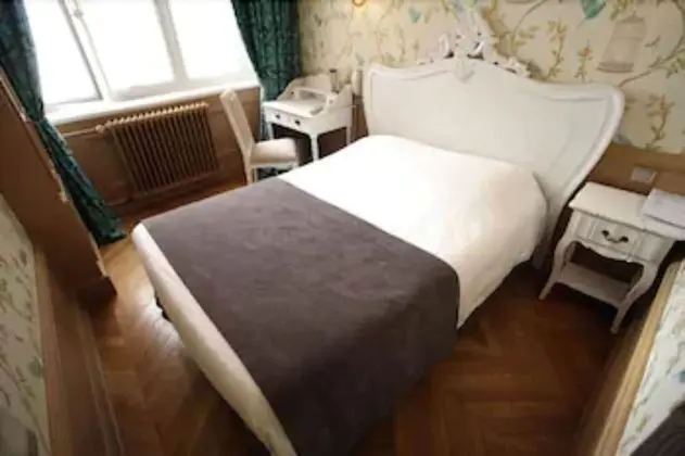 Comfort Tek Büyük Yataklı Oda (Charm with Shower)