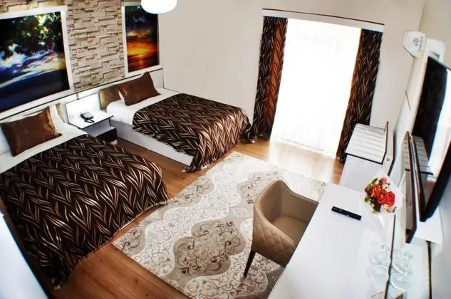 Standart Oda, Şehir Manzaralı
