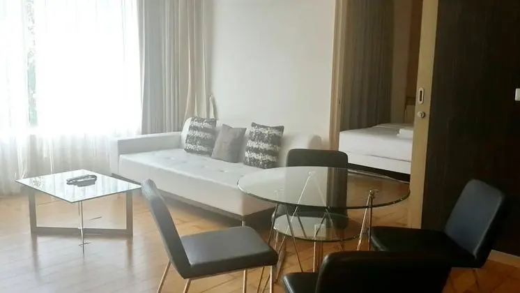 Süit, 1 Yatak Odası, Bahçe Manzaralı