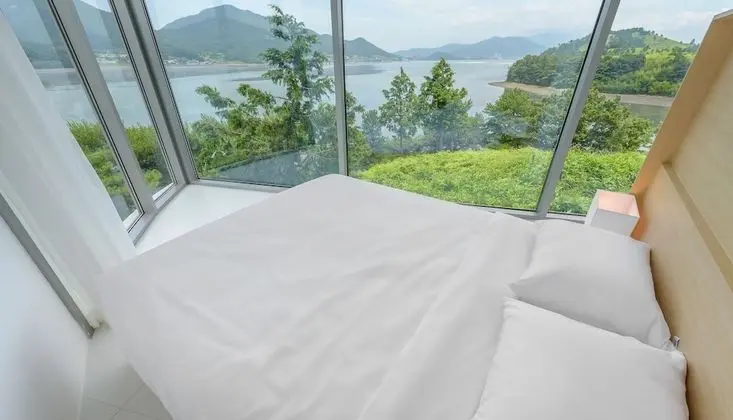 D Suite (Please contact the property when booked during 10 PM-8 AM)