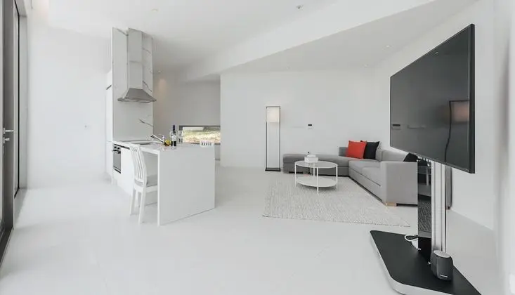 D Suite (Please contact the property when booked during 10 PM-8 AM)