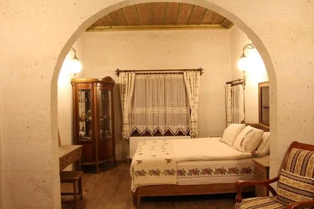 Aile Odası - Göl Manzaralı