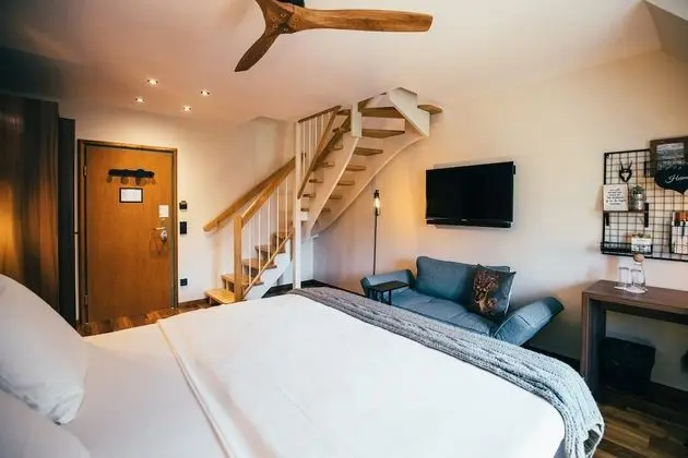 Tek Büyük Yataklı Oda (Maisonette)