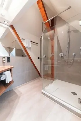 Tek Büyük Yataklı Oda (Maisonette)