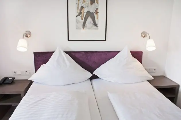 Deluxe Tek Büyük Yataklı Oda, Balkon, Dağ Manzaralı