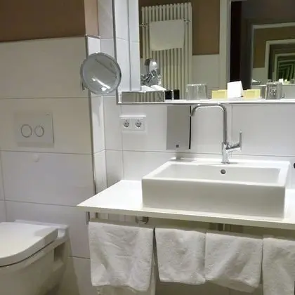 Deluxe Tek Büyük Yataklı Oda, Balkon, Dağ Manzaralı