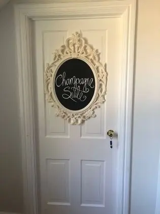 Romantic Oda, 1 En Büyük (King) Boy Yatak, Sigara İçilmez, Özel Banyo
