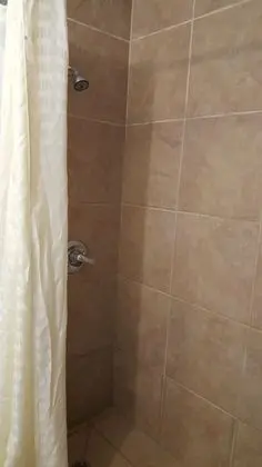 Basic Tek Büyük Yataklı Oda