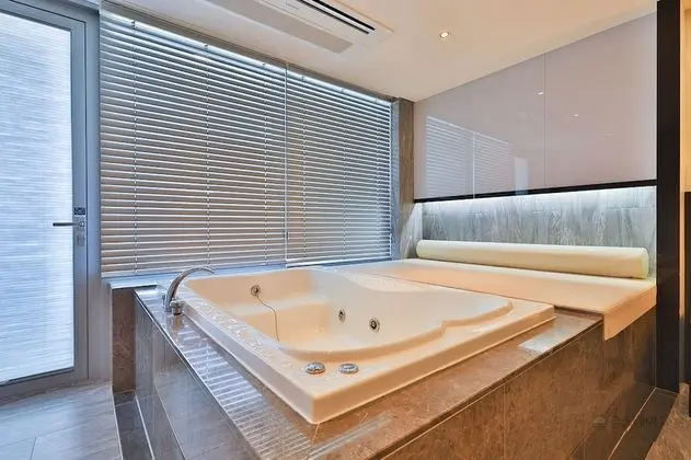 Executive Tek Büyük Yataklı Oda