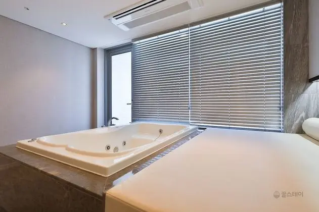 Executive Tek Büyük Yataklı Oda