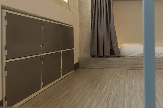 Comfort Ortak Ranzalı Oda, Sadece kadınlar için
