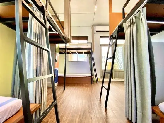 Comfort Ortak Ranzalı Oda, Sadece kadınlar için, Ortak Banyo, Denize Sıfır