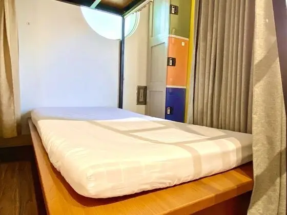 Comfort Ortak Ranzalı Oda, Sadece kadınlar için, Ortak Banyo, Denize Sıfır