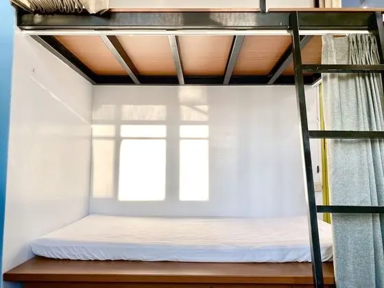 Gallery Ortak Ranzalı Oda, Sadece erkekler için, Ortak Banyo, Denize Sıfır