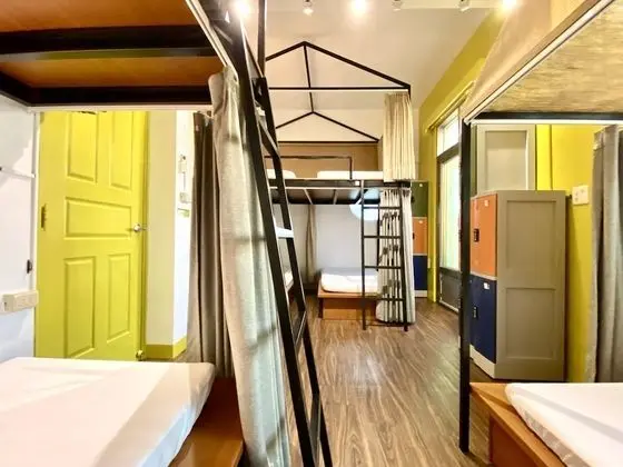 Gallery Ortak Ranzalı Oda, Sadece erkekler için, Ortak Banyo, Denize Sıfır