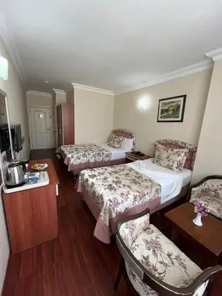 Çift Kişilik, Şehir Manzaralı