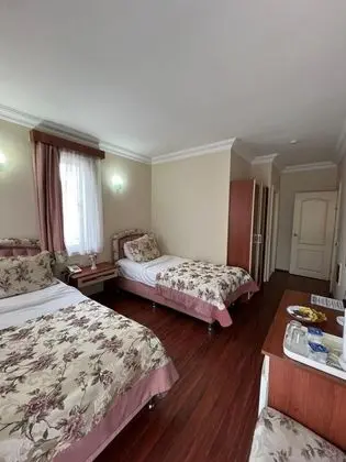 Tek Kişilik, Kara Manzaralı