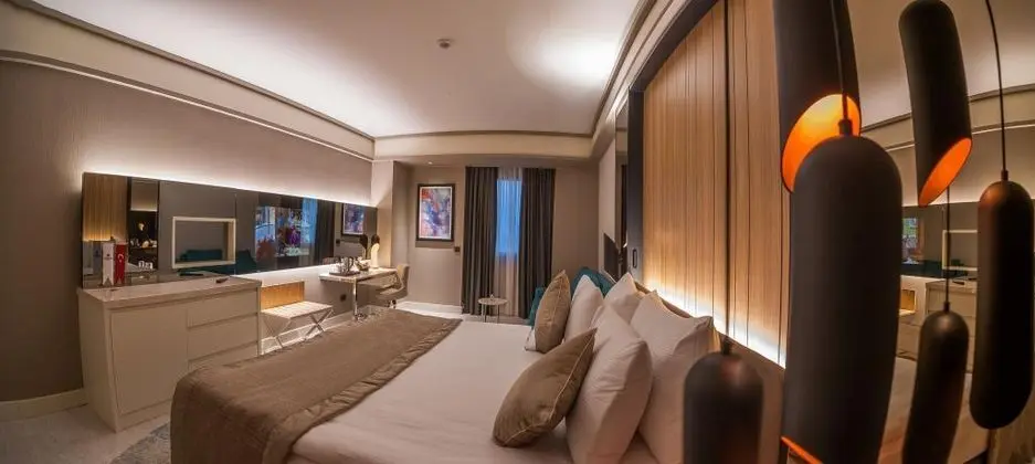 Standart Oda, Şehir Manzaralı