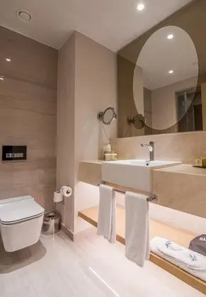 Standart Oda, Şehir Manzaralı