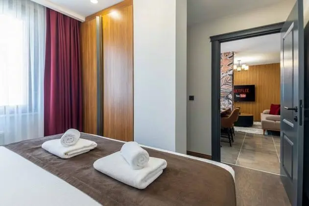 Tek Yatak Odali Luxury Daire Türk Hamamlı