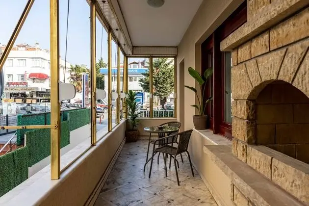 3 Yatak Odali Deluxe Daire Balkonlu Ve Havuz Manzarali