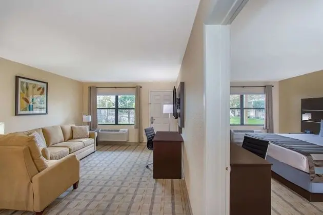 Süit, 1 En Büyük (King) Boy Yatak, Sigara İçilmez (One-Bedroom)