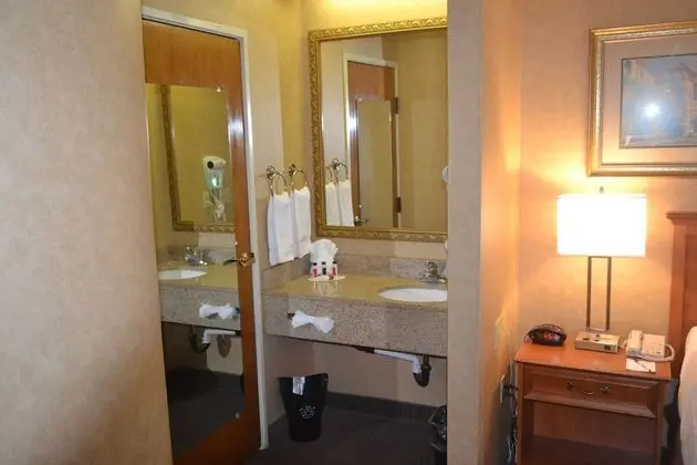 Oda, 1 En Büyük (King) Boy Yatak, Sigara İçilmez