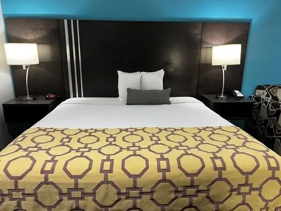 Oda, 1 En Büyük (King) Boy Yatak, Sigara İçilmez