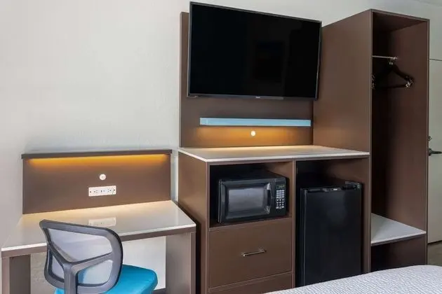 Oda, 2 Çift Kişilik Yatak, Sigara İçilmez