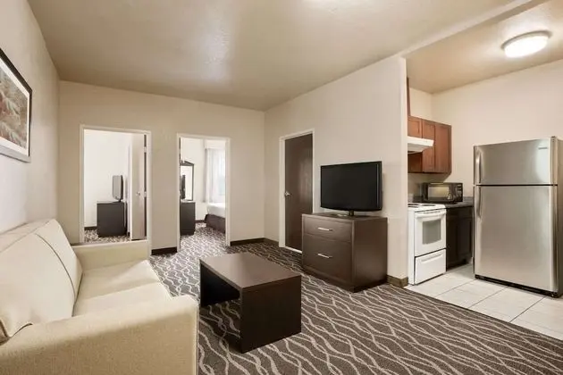 Süit, Birden Çok Yatak, Sigara İçilmez (Two-Bedroom)