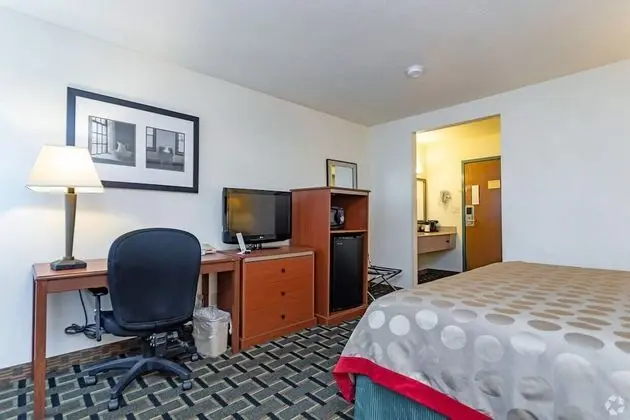 Süit, 2 Yatak Odası (1 King & 2 Doubles Connected Rooms)