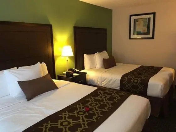 Oda, 2 Büyük (Queen) Boy Yatak, Sigara İçilmez