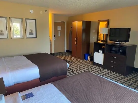 Oda, 2 Büyük (Queen) Boy Yatak, Sigara İçilmez