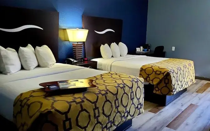 Oda, 2 Büyük (Queen) Boy Yatak, Sigara İçilmez