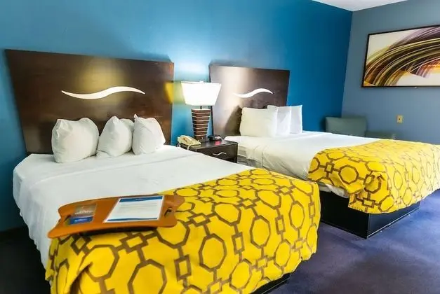 Oda, 2 Büyük (Queen) Boy Yatak, Sigara İçilmez