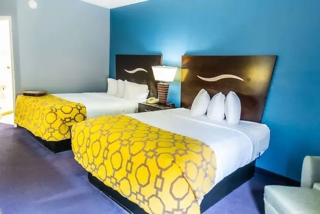 Oda, 2 Büyük (Queen) Boy Yatak, Sigara İçilmez