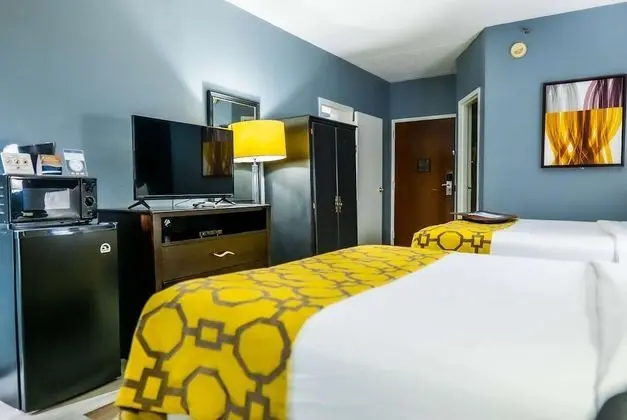 Oda, 2 Büyük (Queen) Boy Yatak, Sigara İçilmez