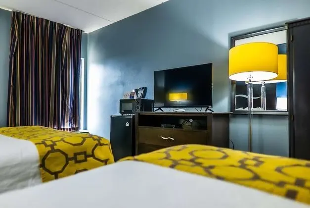 Oda, 2 Büyük (Queen) Boy Yatak, Sigara İçilmez