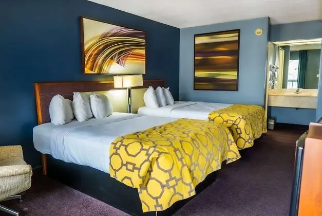 Oda, 2 Büyük (Queen) Boy Yatak, Sigara İçilmez