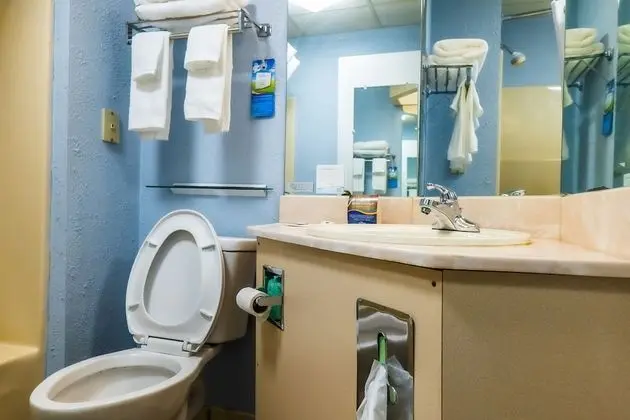 Oda, 2 Büyük (Queen) Boy Yatak, Sigara İçilmez