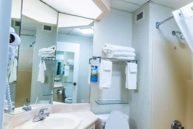 Oda, 2 Büyük (Queen) Boy Yatak, Sigara İçilmez