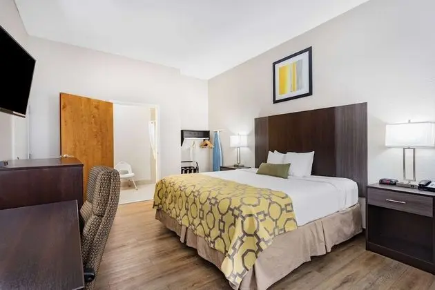 Oda, 1 En Büyük (King) Boy Yatak, Engellilere Uygun, Sigara İçilmez