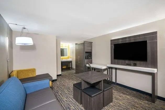 Süit, 2 Çift Kişilik Yatak, Sigara İçilmez (One-Bedroom)