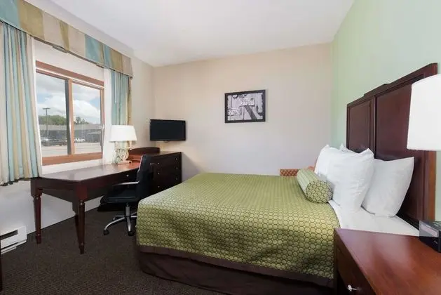 Oda, 1 Büyük (Queen) Boy Yatak, Sigara İçilmez, Ek Bina