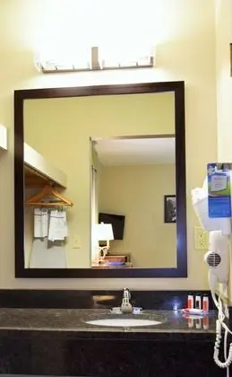 Oda, 1 Büyük (Queen) Boy Yatak, Sigara İçilmez, Ek Bina