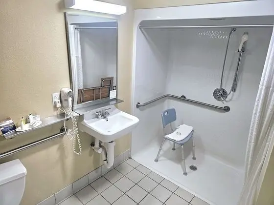 Stüdyo Süit, 1 En Büyük (King) Boy Yatak, Engellilere Uygun, Sıcak Su Küveti (Mobility)