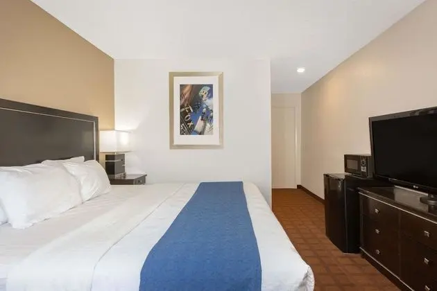 Oda, 1 En Büyük (King) Boy Yatak, Sigara İçilmez