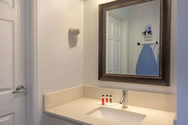 Oda, 1 En Büyük (King) Boy Yatak, Sigara İçilmez