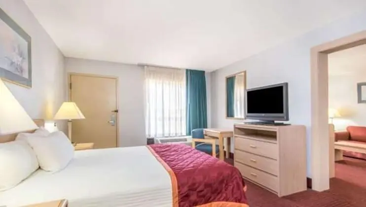 Oda, 1 En Büyük (King) Boy Yatak, Engellilere Uygun, Sigara İçilmez (Mobility)