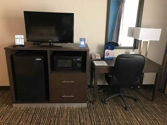 Oda, 1 En Büyük (King) Boy Yatak, Sigara İçilmez, Balkon